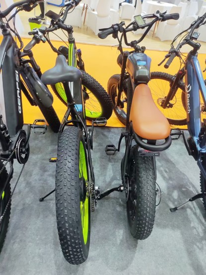 哔咔漫画2.0动力锂哔咔漫画下载APP应用于电动自行车